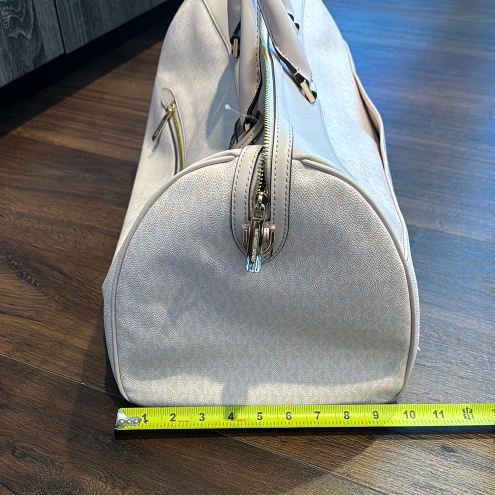 Michael Kors NWT Jet Set Travel Extra Large Duffle weekender Bag in Blush Pink. - Picture 13 of 13